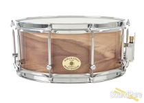 Noble & Cooley SS Walnut Snare Drum 6x14 Natural Satin Noble & Cooley SS Walnut Snare Drum 6x14 Natural Satin